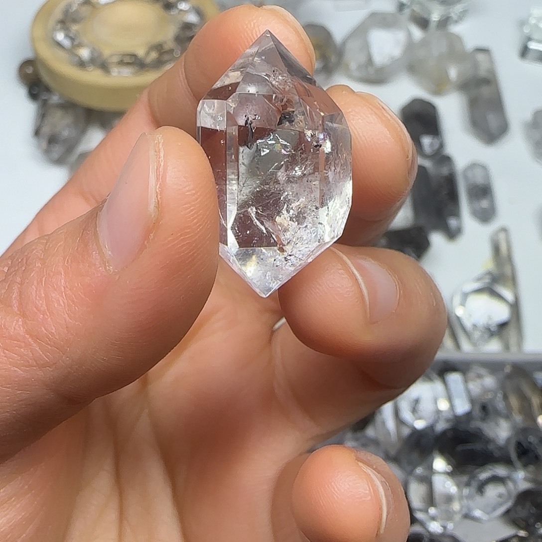 水晶未镶嵌珠宝半成品