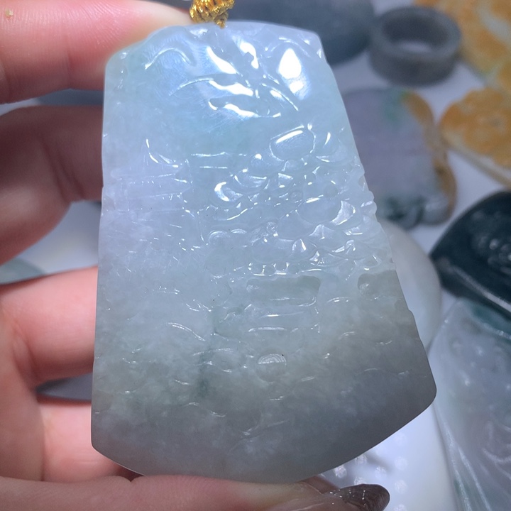 翡翠未镶嵌颈饰保真天然A货翡翠