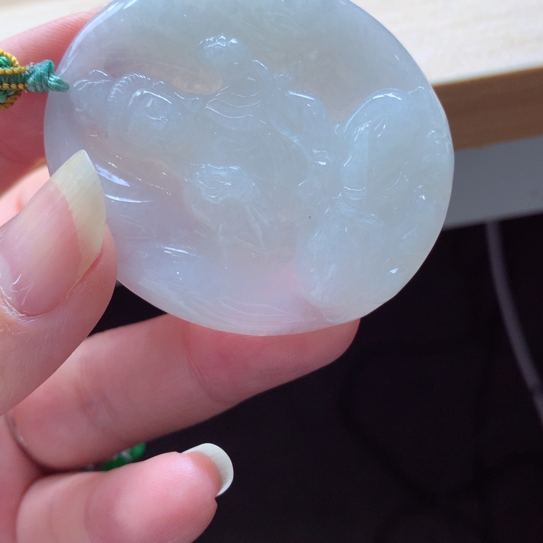 翡翠颈饰未镶嵌吊坠