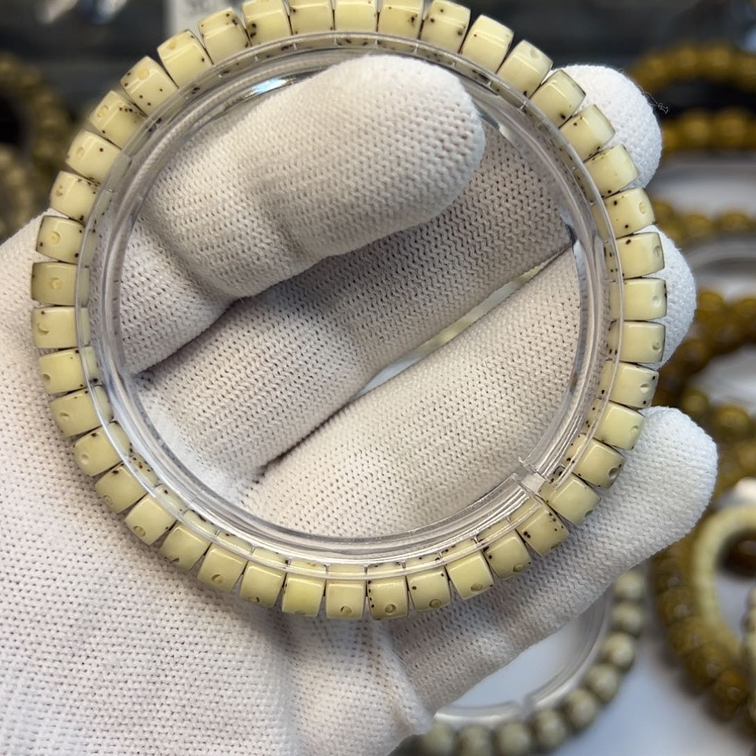 星月菩提手串厚切药片通体留白6.5