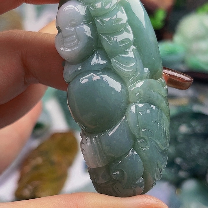 翡翠未镶嵌颈饰挂件