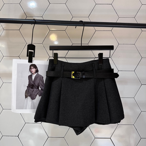 XIWEN推荐【战裙】南油纯色透气冬季厚款裙裤高腰短裤百褶裙