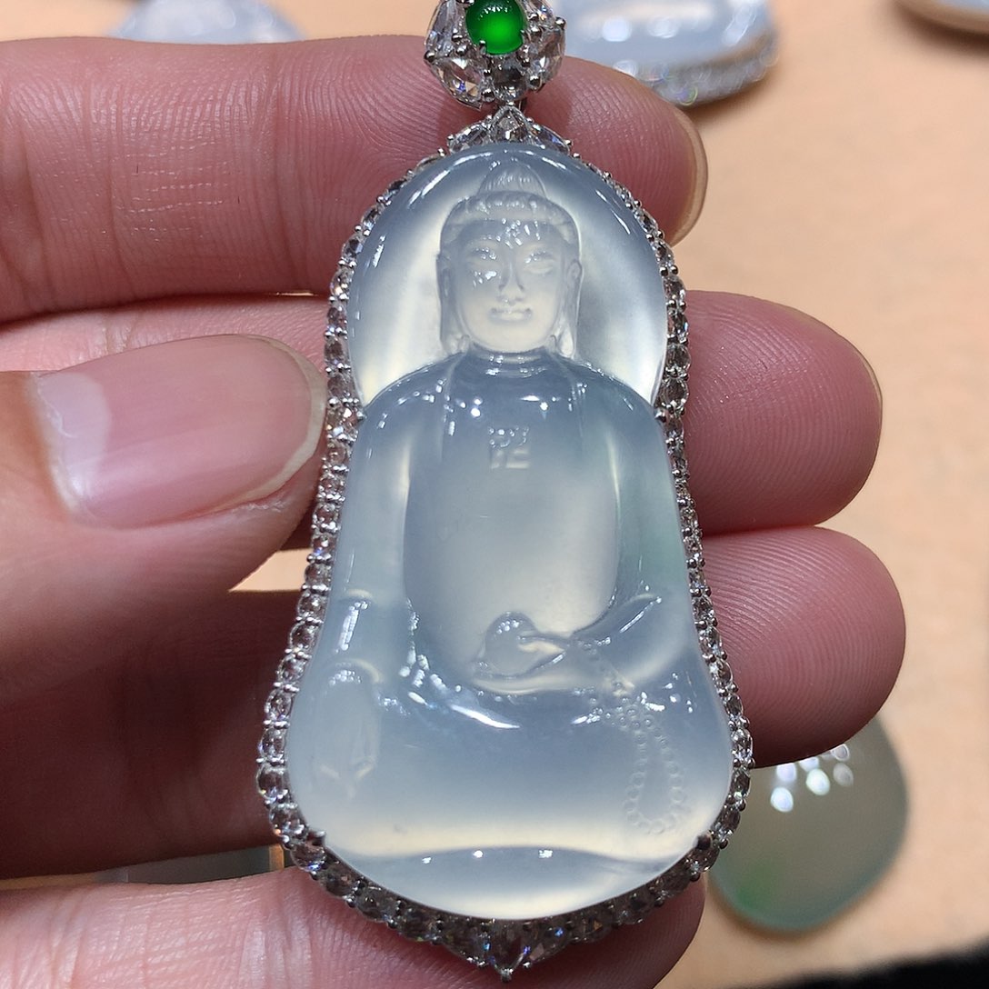 定制翡翠未镶嵌翡翠