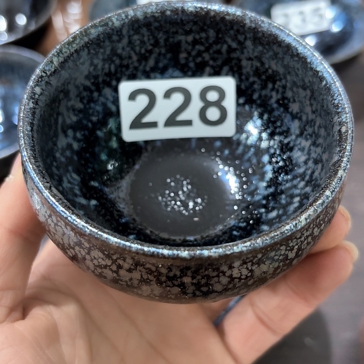 茶盏?****克228哈哈哈哈哈哈哈哈哈