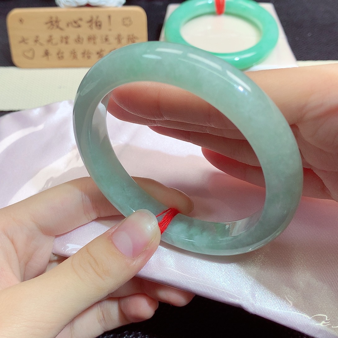 翡翠未镶嵌手镯1244