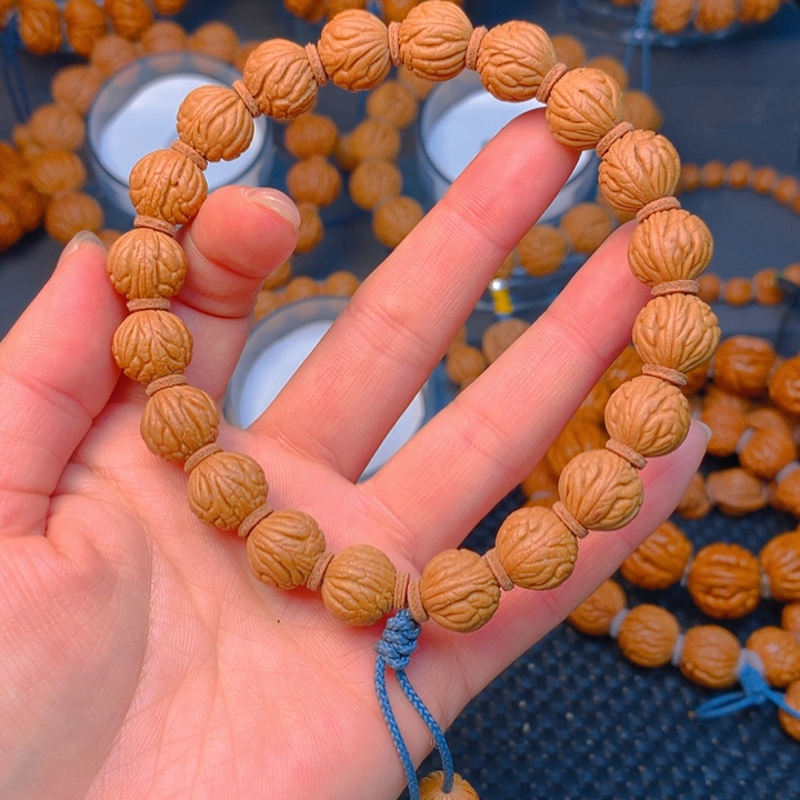 桃核吊坠无***^满天星妮妮妮