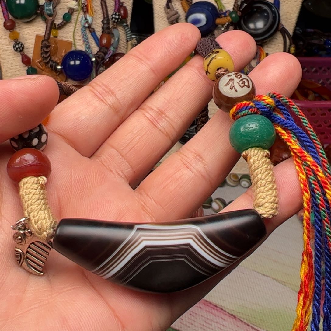 玛瑙/玉髓颈饰未镶嵌