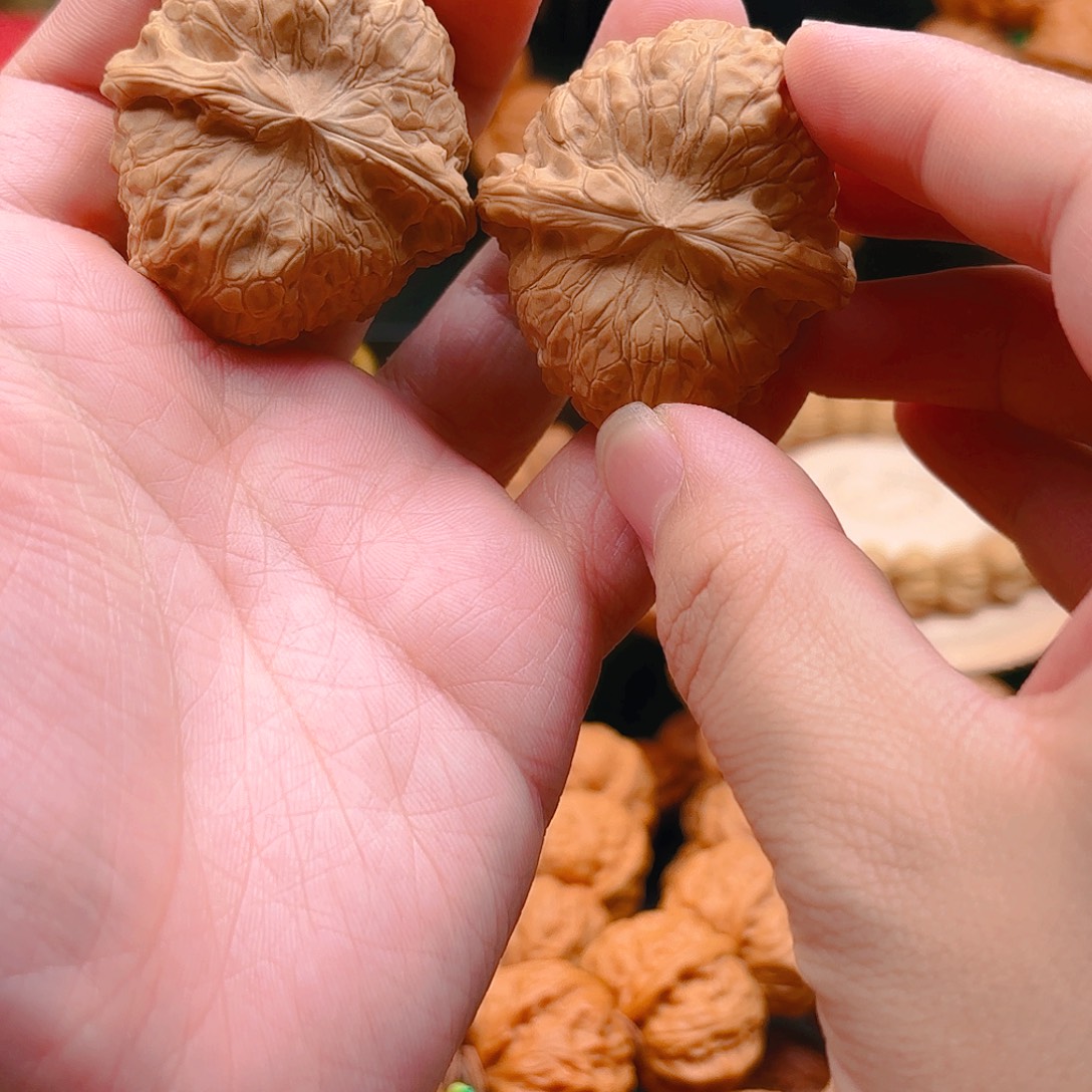 蕭***白把件文玩核桃南瓜墩