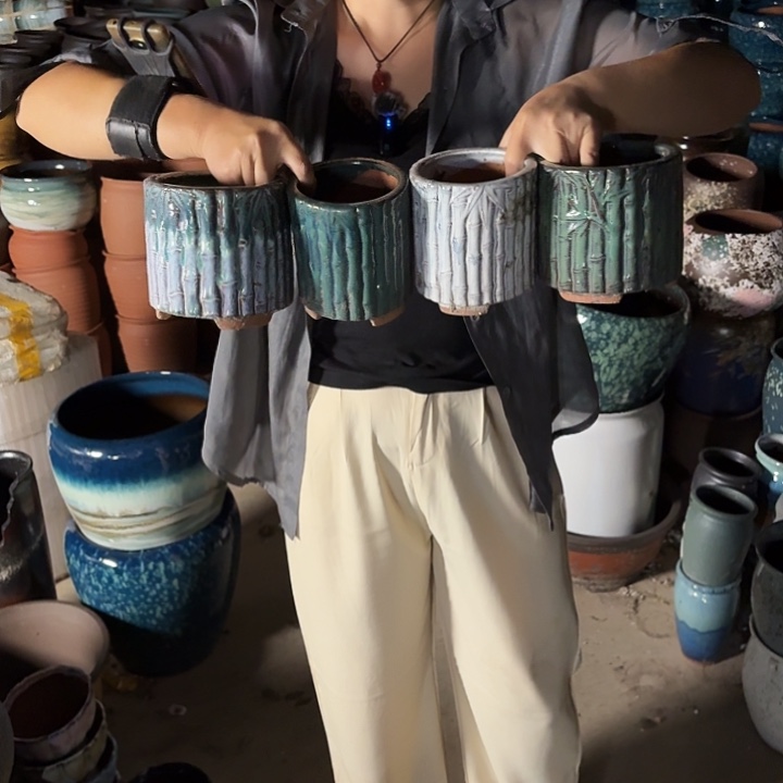 口12高13随机四个盆子。 