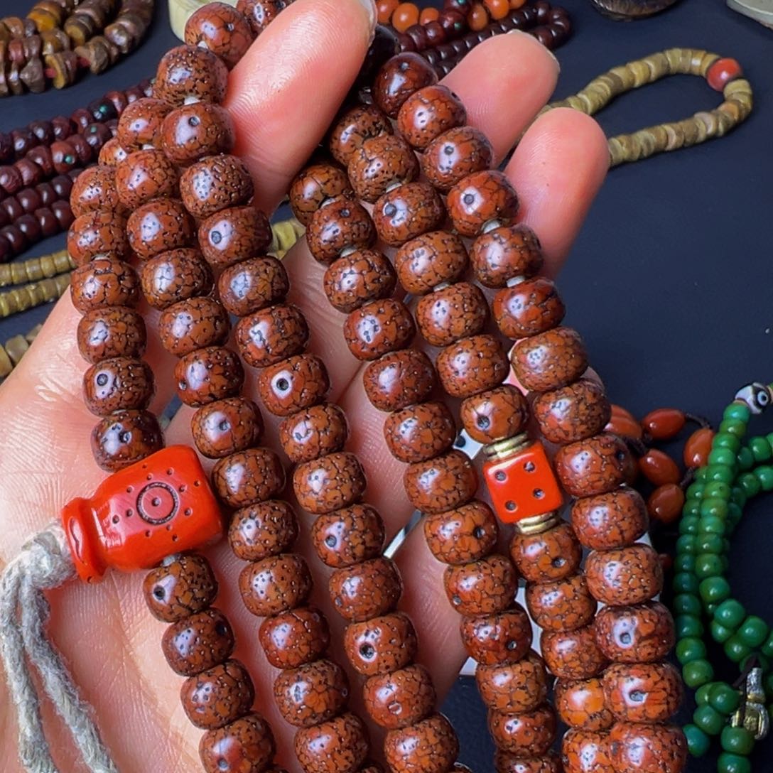 大果紫檀（缅甸花梨）【****】