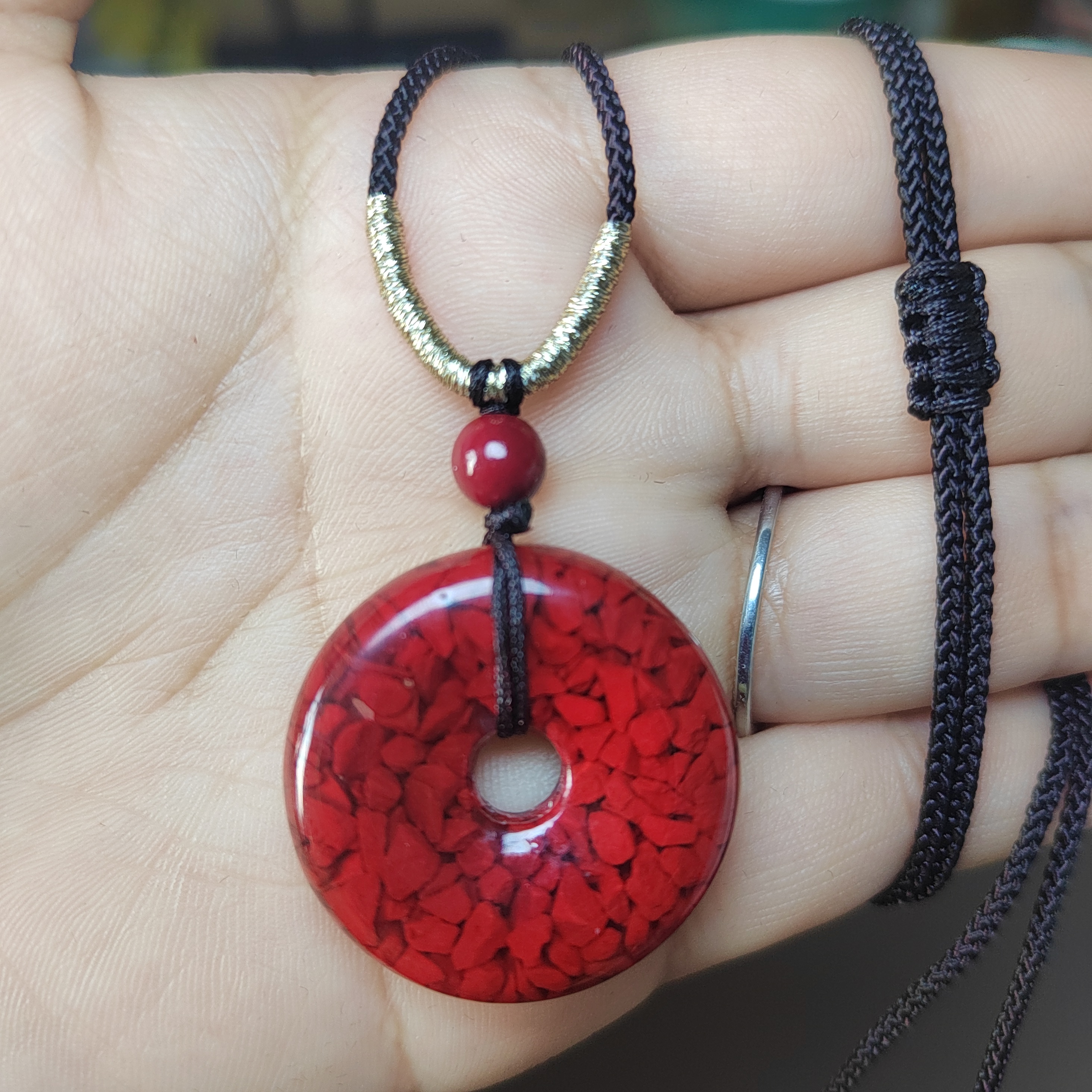 天然辰砂【闪购商品】主播推荐  原矿晶体砂平安扣39