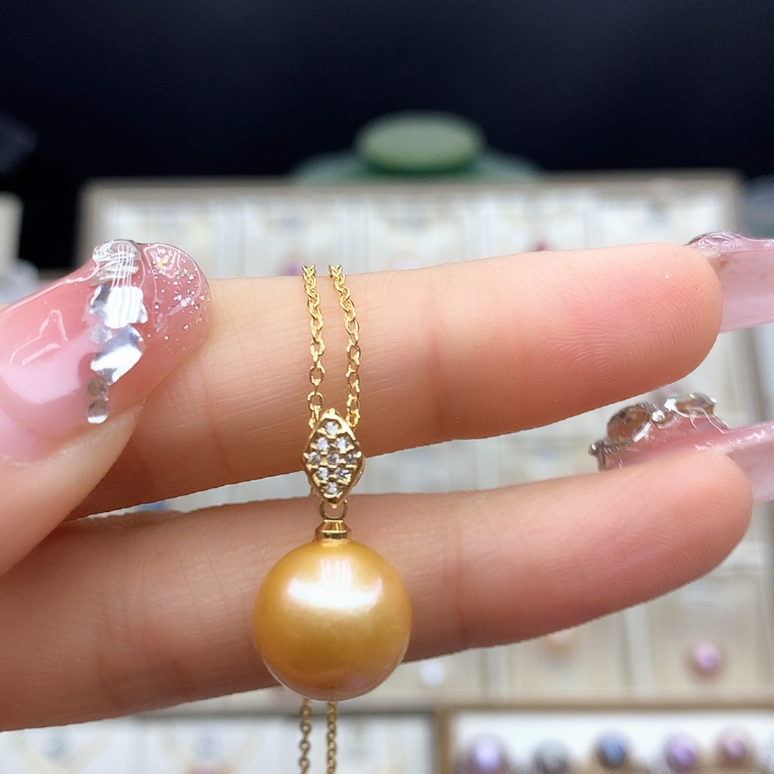 淡水珍珠颈饰合金