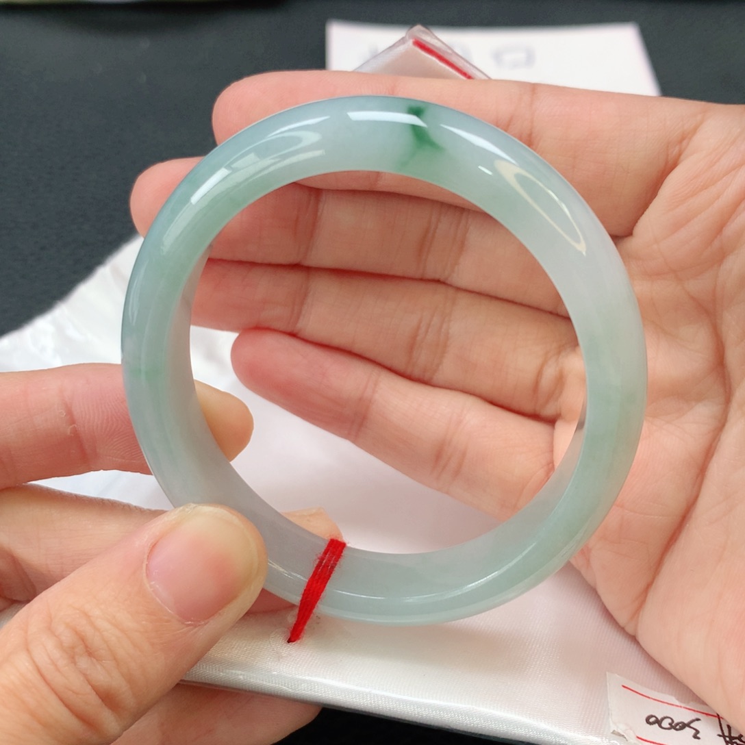 翡翠手镯未镶嵌贵妃55