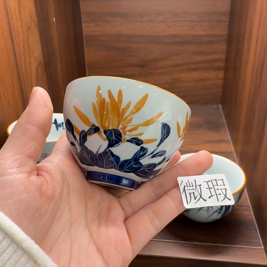 釉下手绘茶具微瑕
