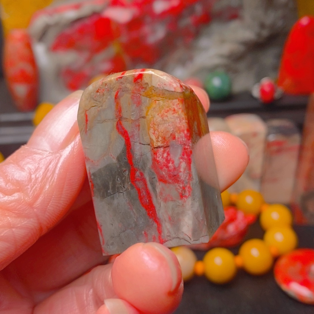 昌化鸡血石昌化鸡血石印章