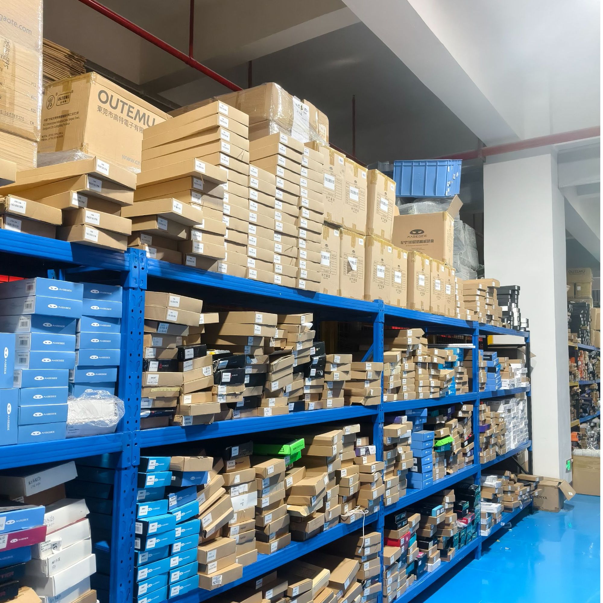 2手9新真机械键盘轴体都有听清楚主播讲解 按编号下单