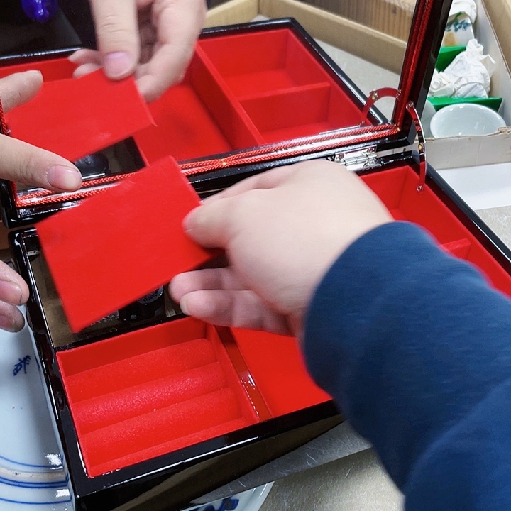 瓷片苏****L瓷制作工艺品摆件