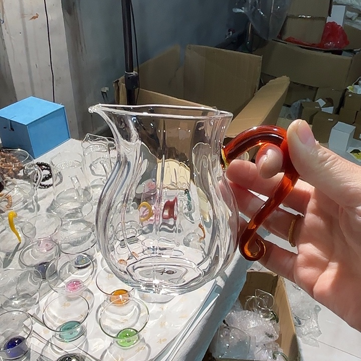 曼炎虎珀。         