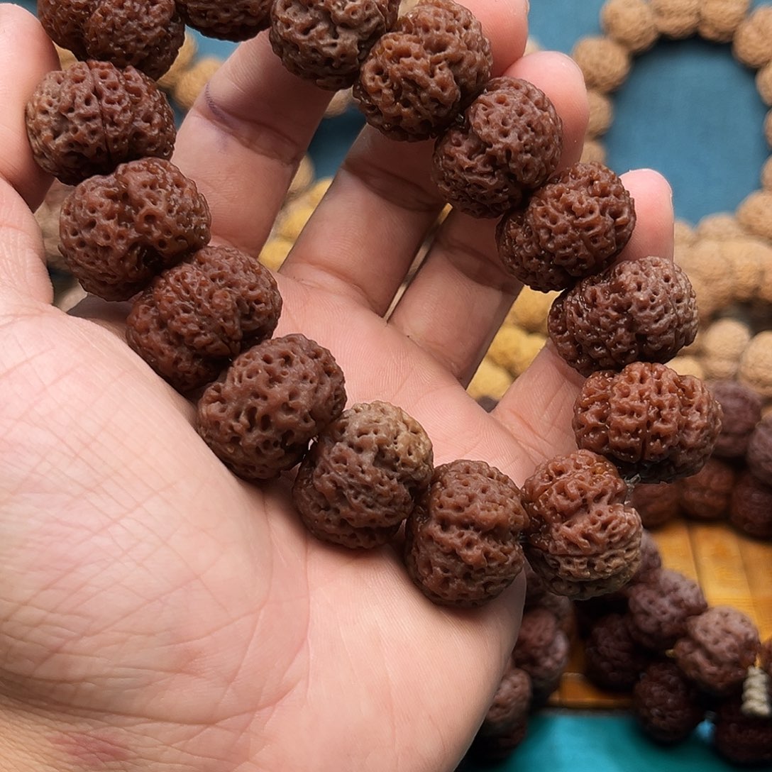 金刚菩提手串清****?针孔23