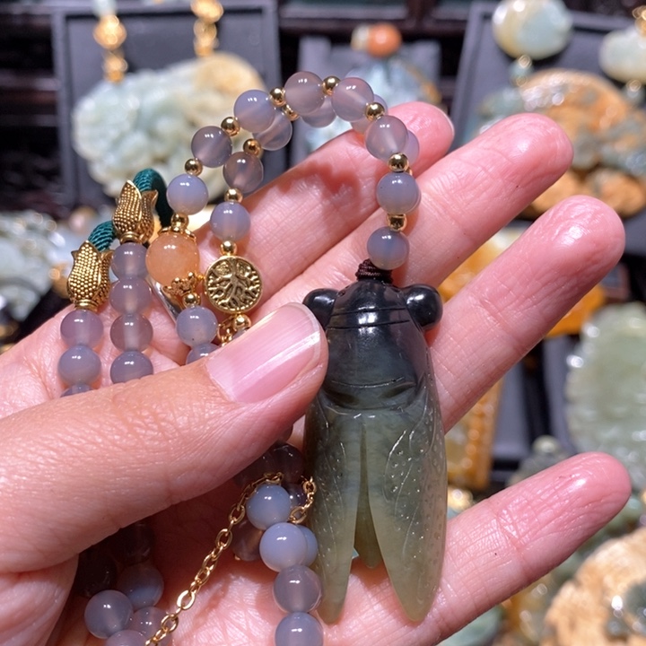 岫玉毛衣链未镶嵌