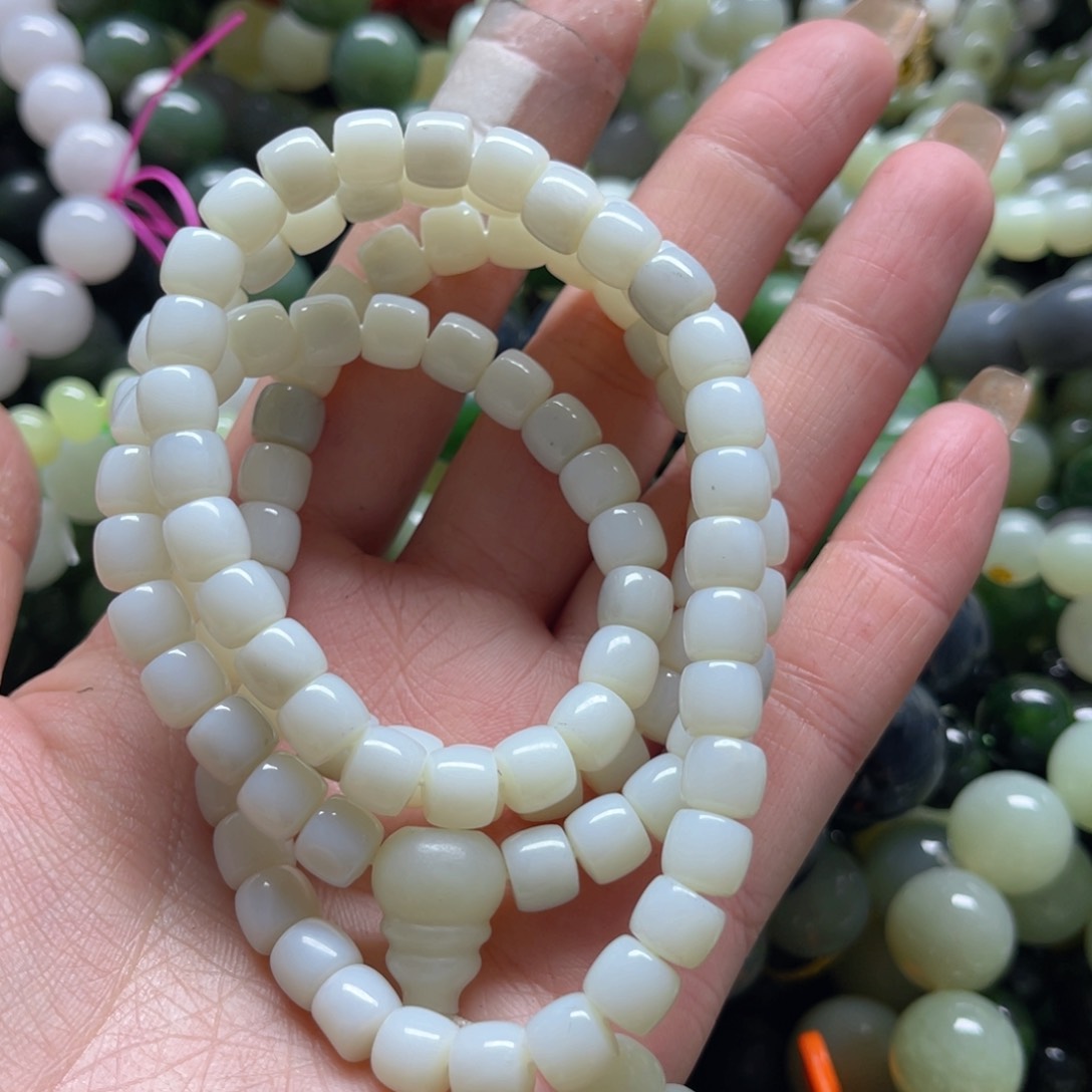 和田玉手链未镶嵌