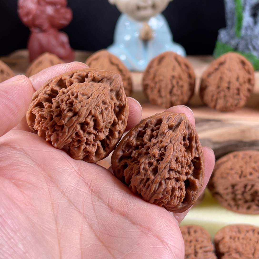 何***扇文玩核桃吊坠231号南疆有黄色差