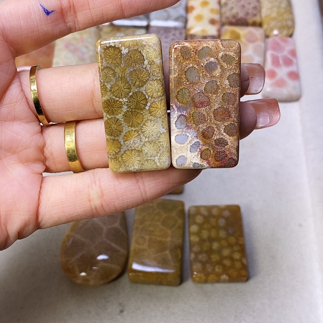 合金颈饰硅化玉今****天