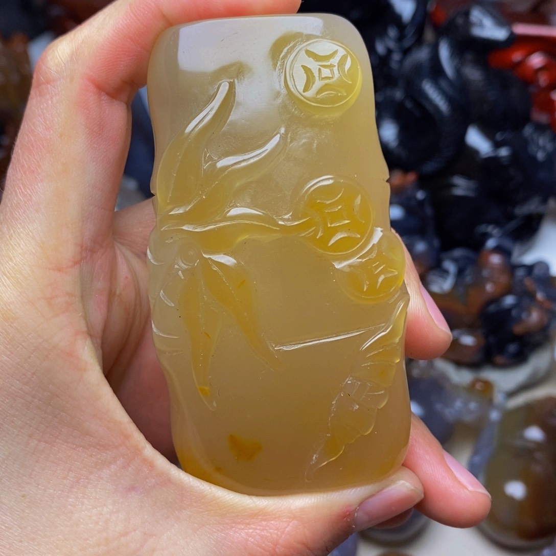 玛瑙/玉髓把件未镶嵌