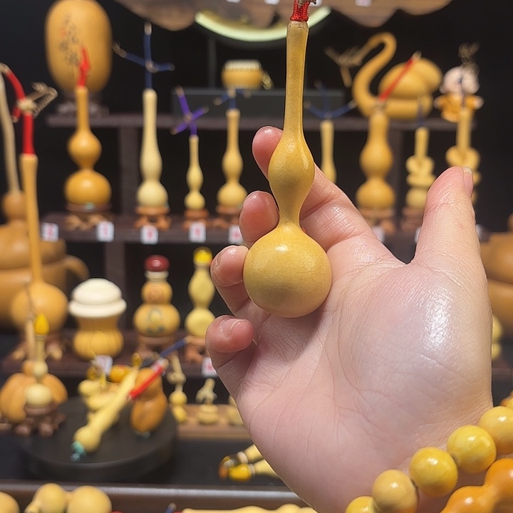 君***哥大叶紫檀（黑酸枝木类）