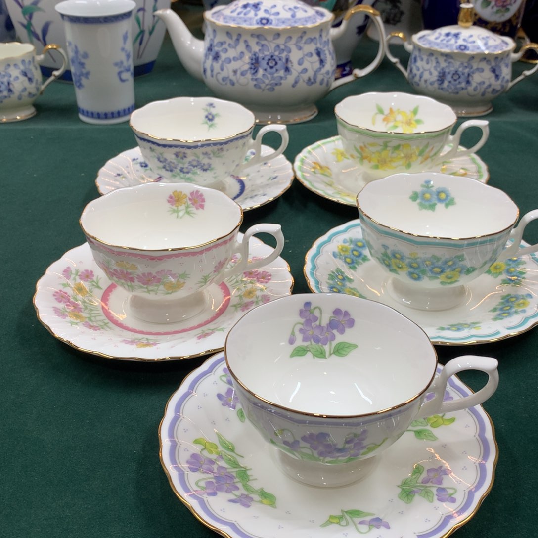 摆件全是大漂亮瓷器啊美美哒