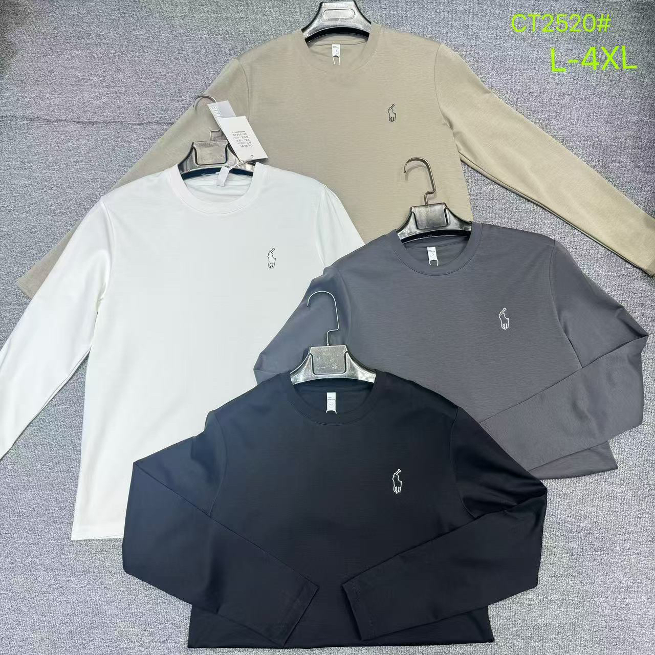 2520新款时尚简约战马小标男士T恤