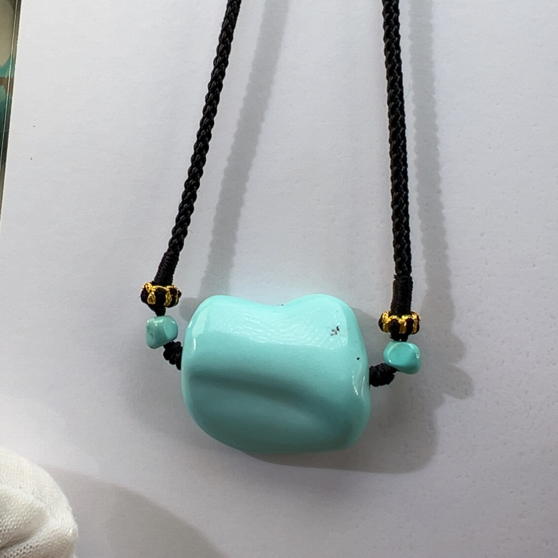 绿松石未镶嵌挂件