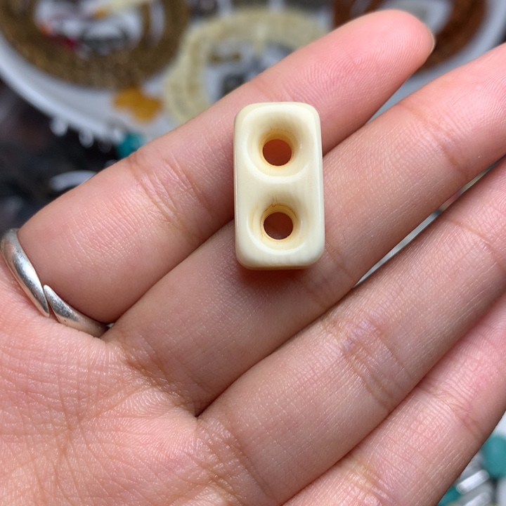 漂亮的侧挂二饼背云