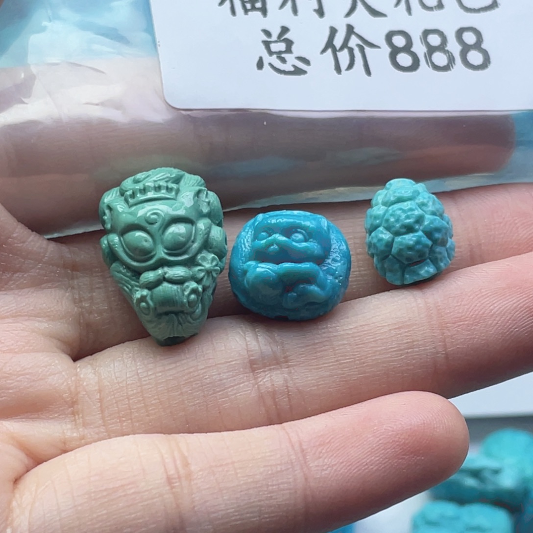 ****哥绿松石未镶嵌天然原矿绿松石雕刻件