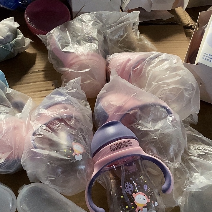 学饮杯颜色随机发有灰尘