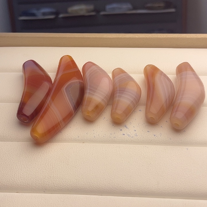 戴****玛瑙/玉髓散珠专拍