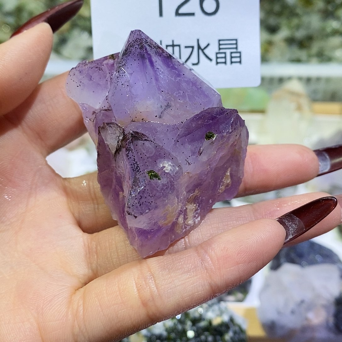 未镶嵌珠宝半成品水晶g****?