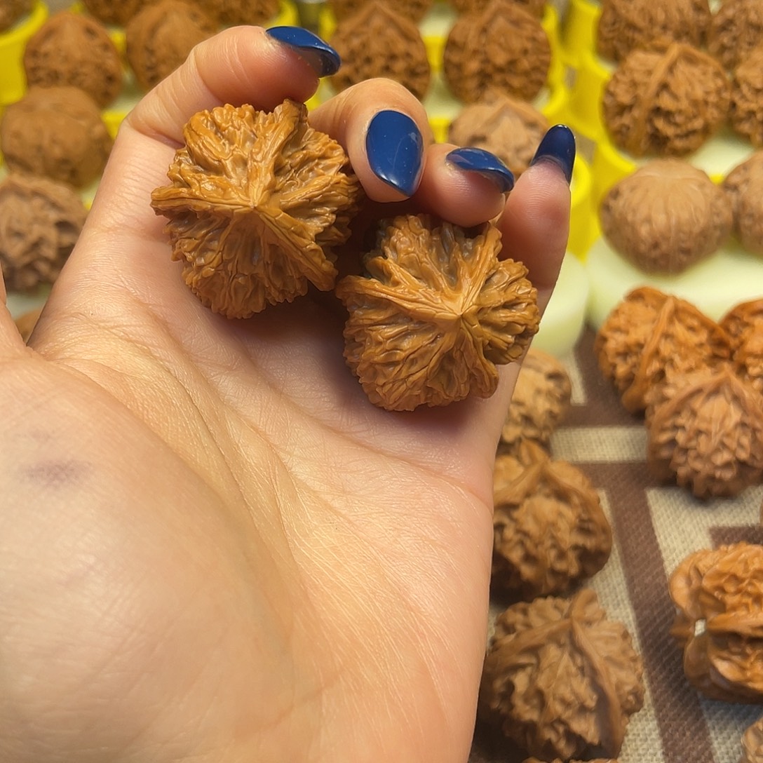 文玩核桃吊坠文山三棱