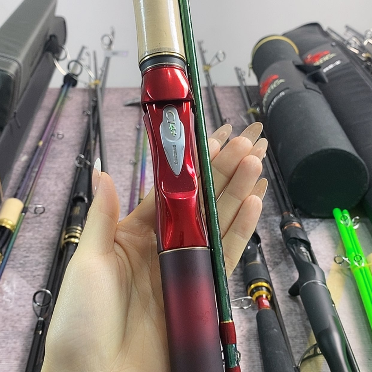 【闪购商品】2.4m碳素子*两节路亚杆