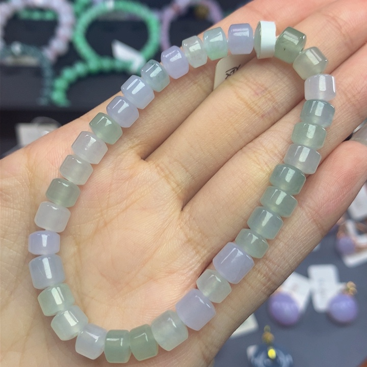 翡翠手链未镶嵌翡翠