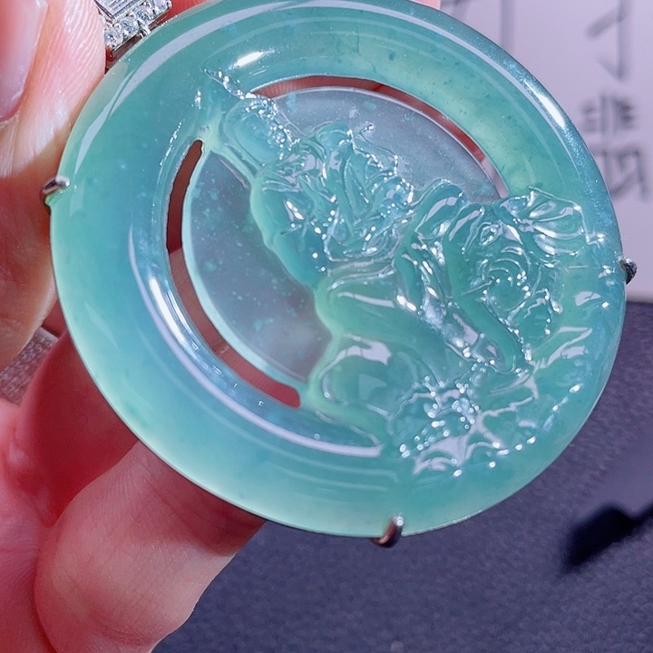 翡翠颈饰银S925镶嵌99999999