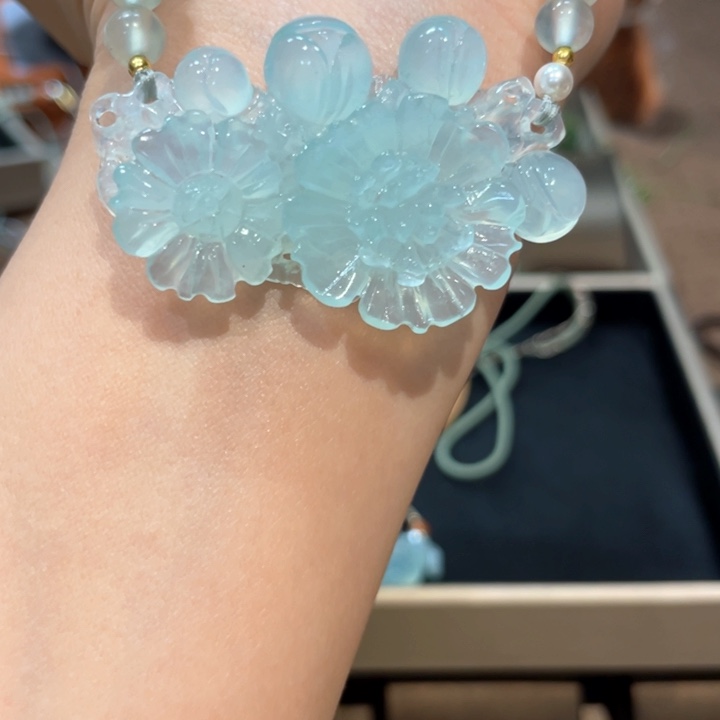 蛇纹石玉未镶嵌吊坠(赠链)