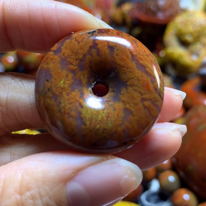 玛瑙/玉髓战国红吊坠未镶嵌