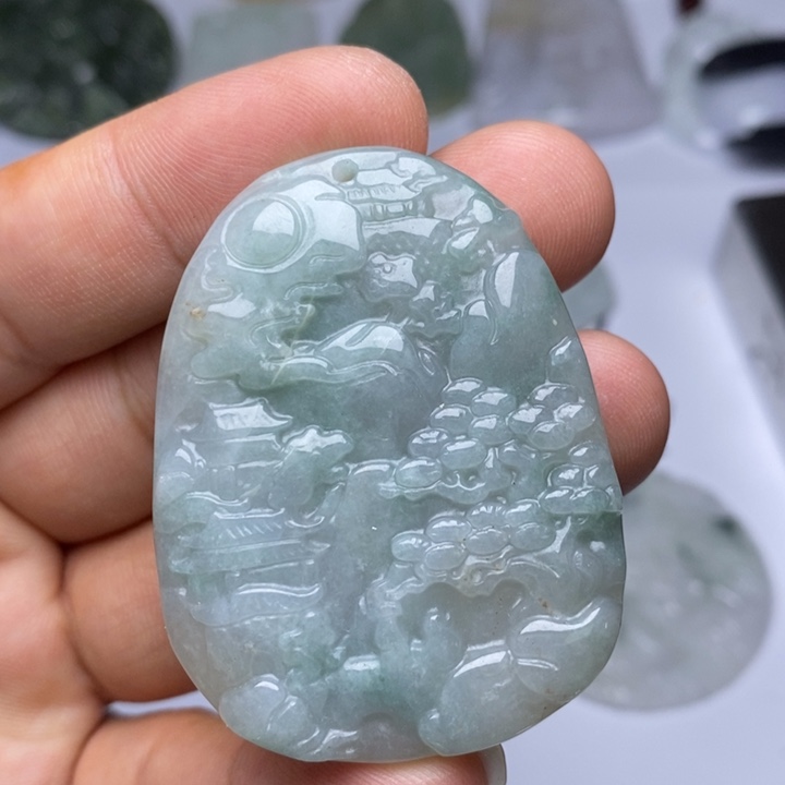 颈饰未镶嵌翡翠翡翠