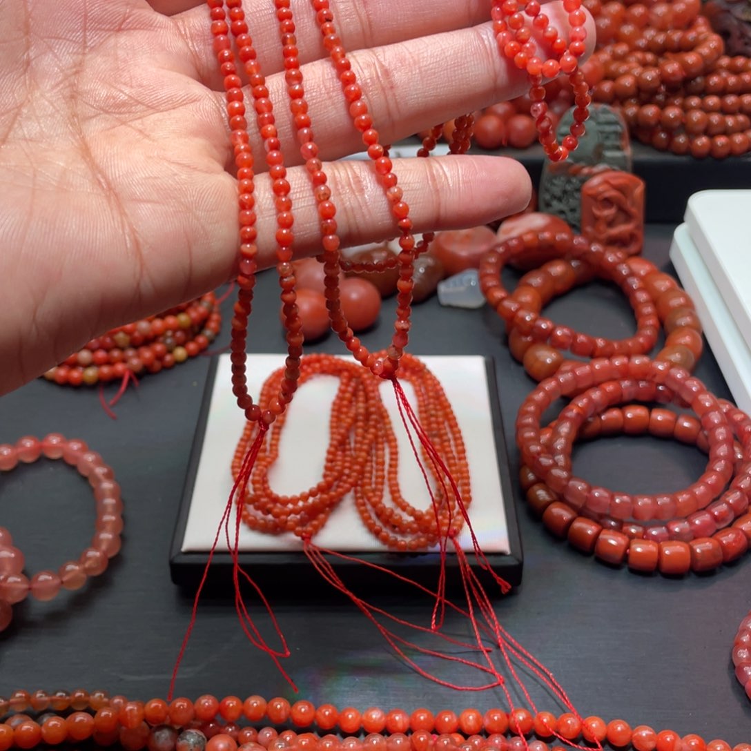 南红玛瑙手链未镶嵌