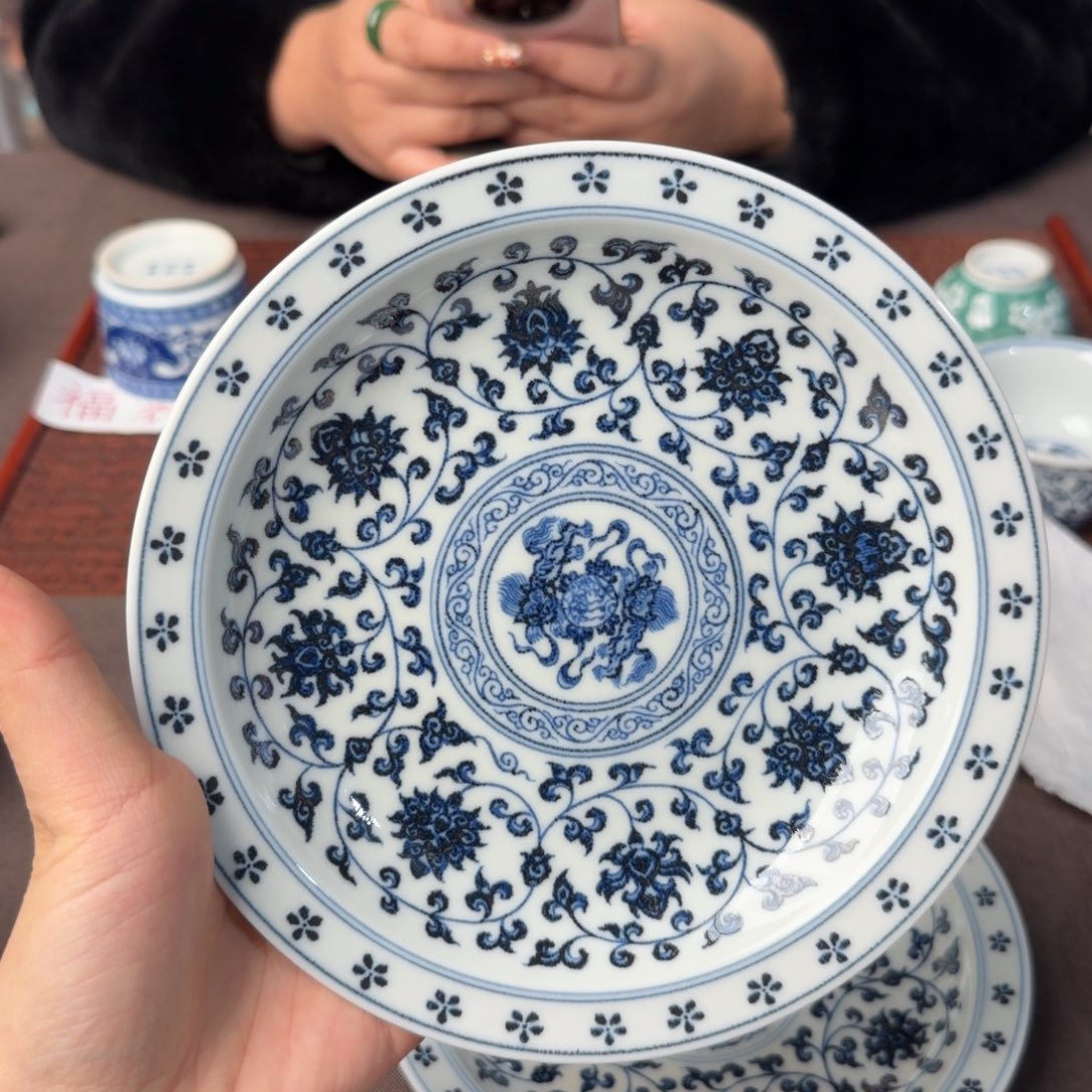 瓷片青花瓷器的制作工艺与工艺等方面都有