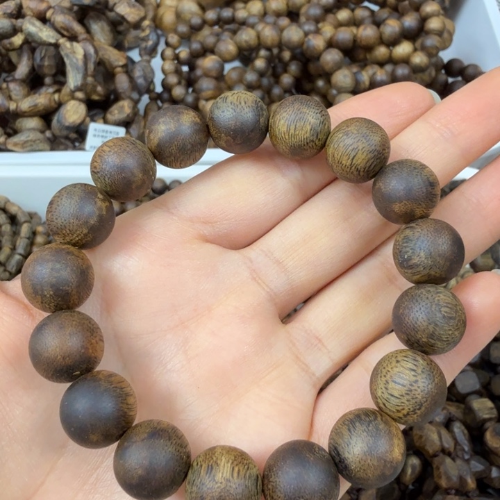 沉香手串人**梦沉香绿奇楠圆珠卡十三 九九分节油