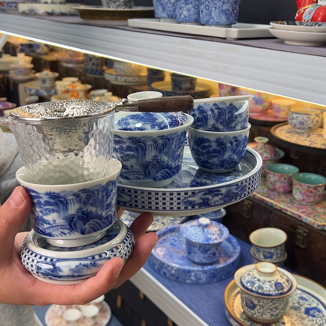 我们的目标是成为一个优秀的人