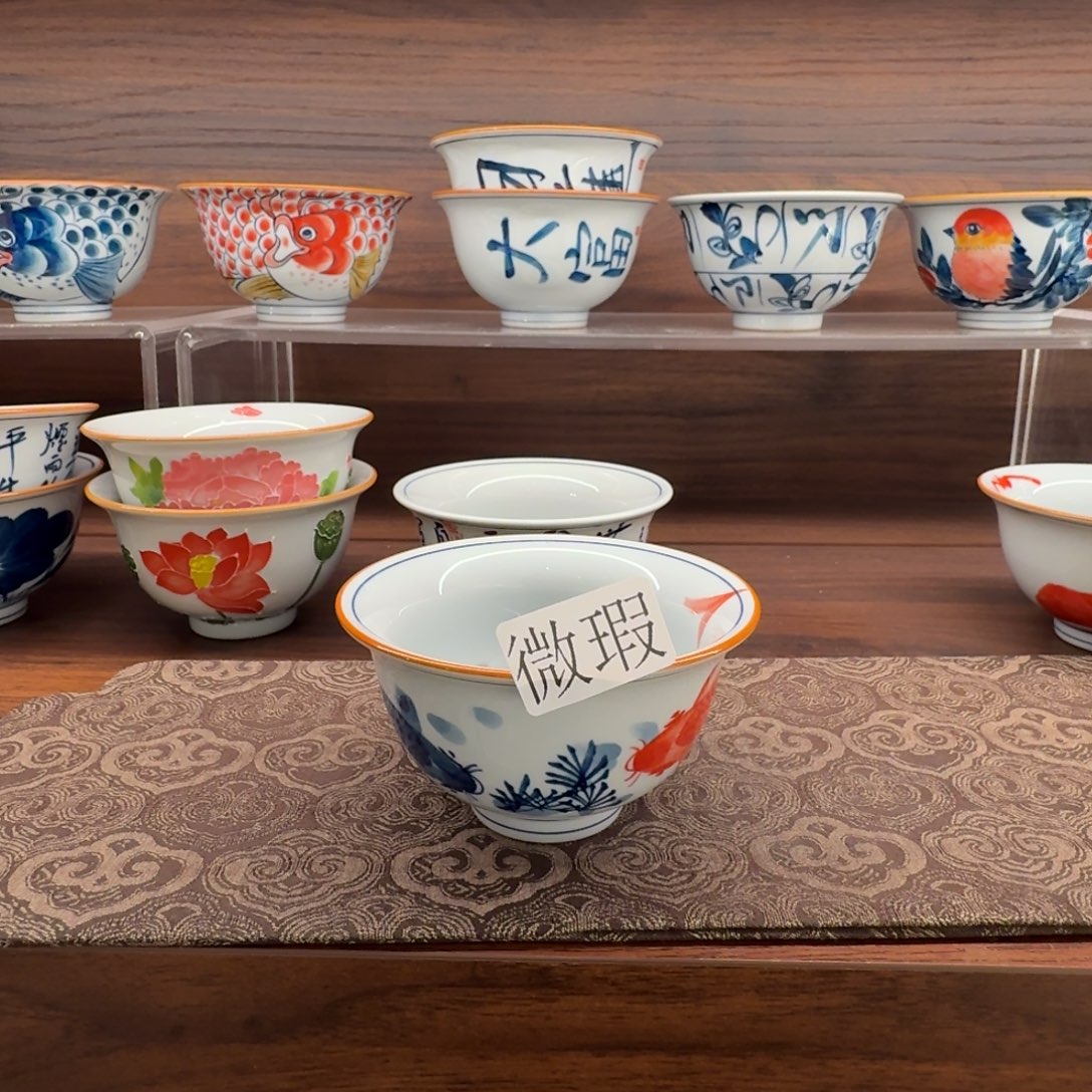 釉下手绘茶具微瑕