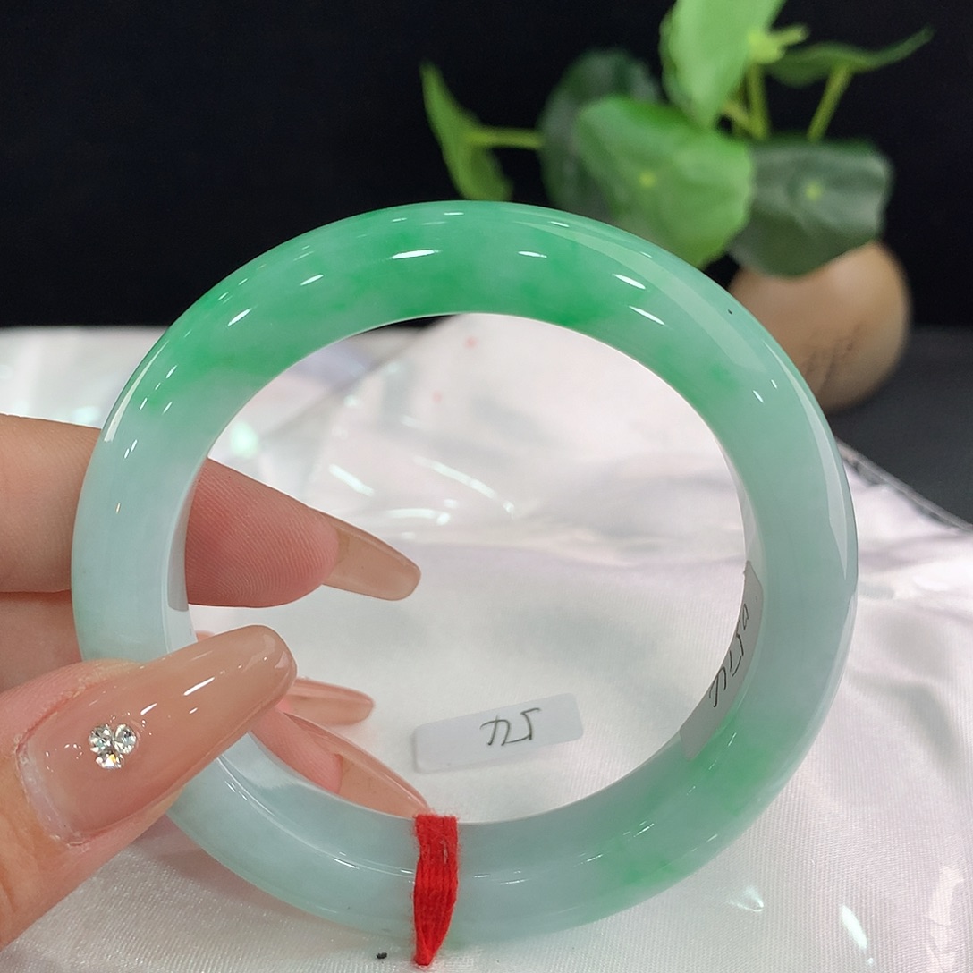 翡翠手镯未镶嵌正53/54